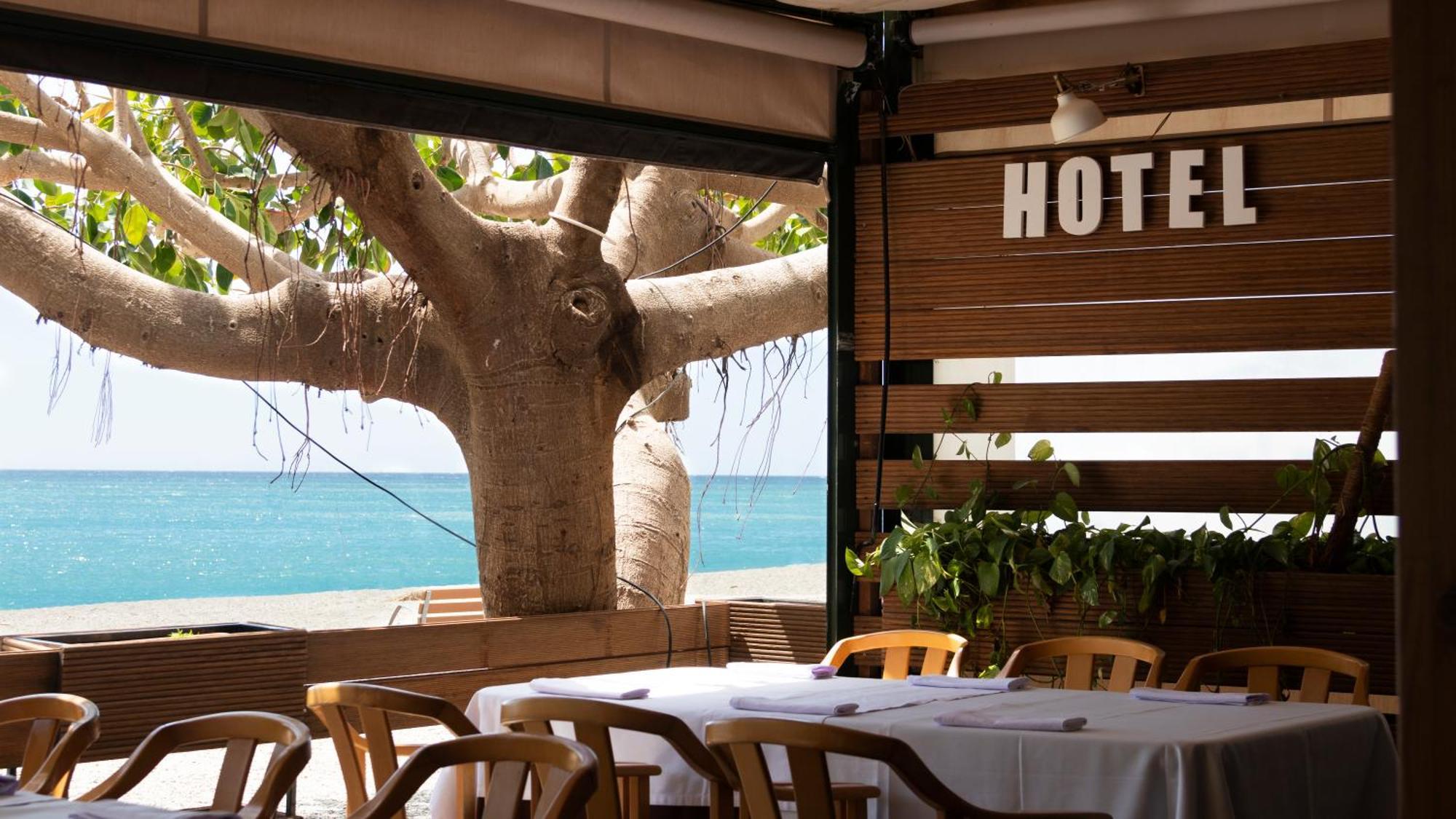 Hotel Embarcadero De Calahonda De Granada מראה חיצוני תמונה