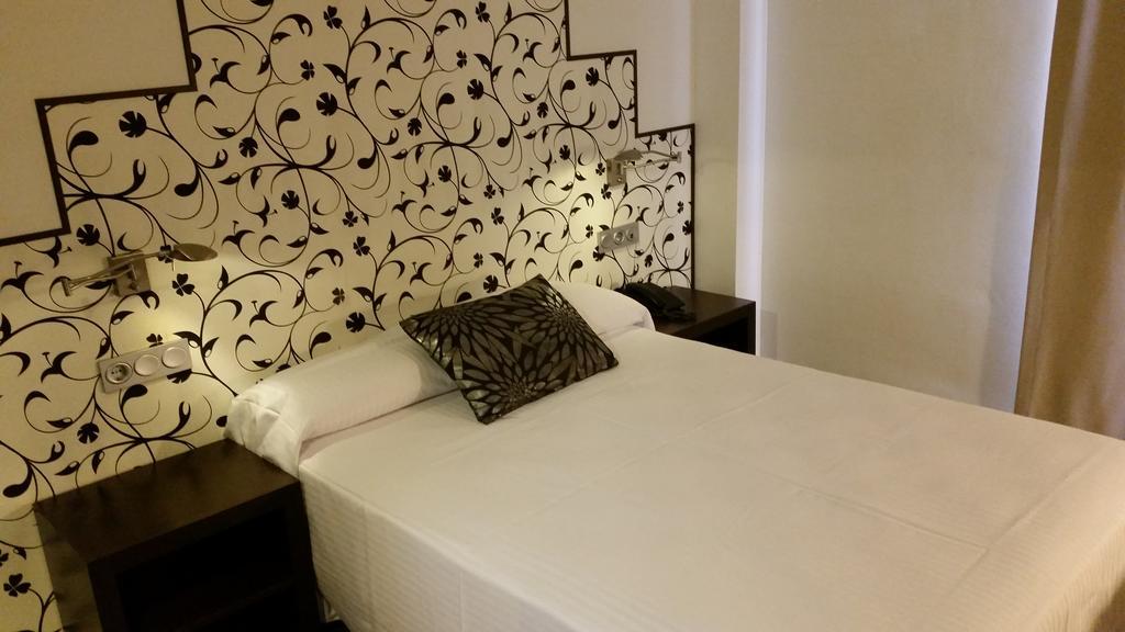 Hotel Embarcadero De Calahonda De Granada מראה חיצוני תמונה