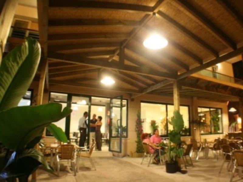 Hotel Embarcadero De Calahonda De Granada מראה חיצוני תמונה